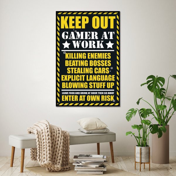 Keep out - Gamer at work