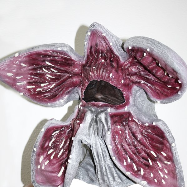 Stranger Things Deluxe Maske