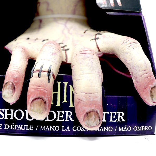 Wednesday Eiskaltes H&auml;ndchen